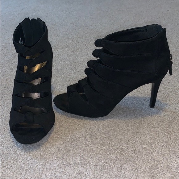 black knotted heels - Picture 2 of 3